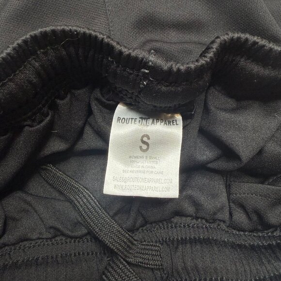 Maryland Flag Running Shorts – Size Small - Picture 5 of 6